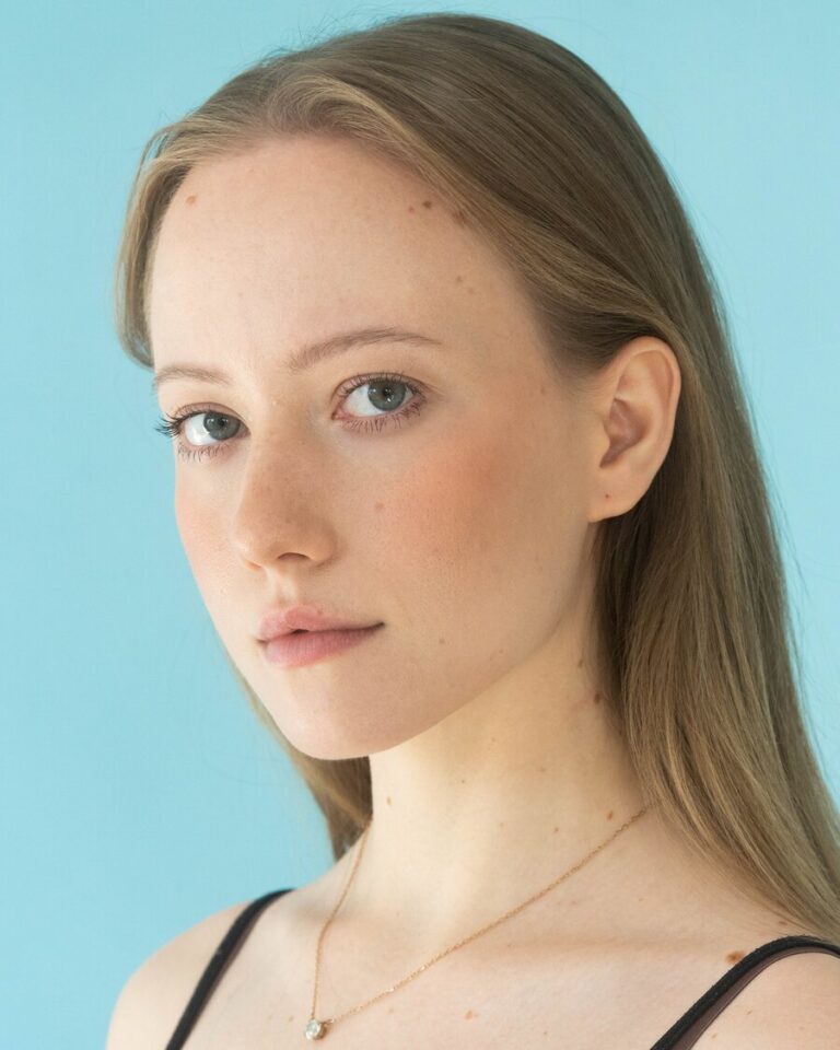 Maja Kowalska, autorka powieści Porcelanka
